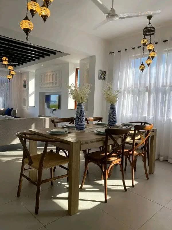 Five-bedroom-private-house-4